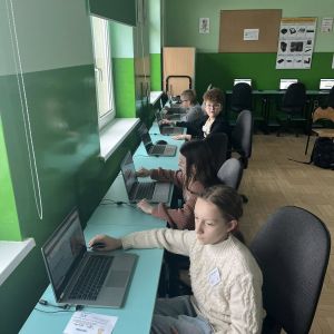 587948880_1331379082120406_7869584677547369825_n